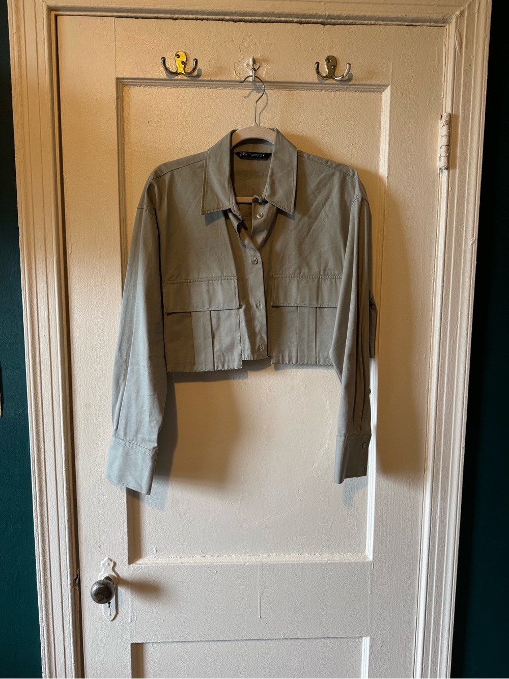 Zara Cropped Utility Jacket in Light Gray